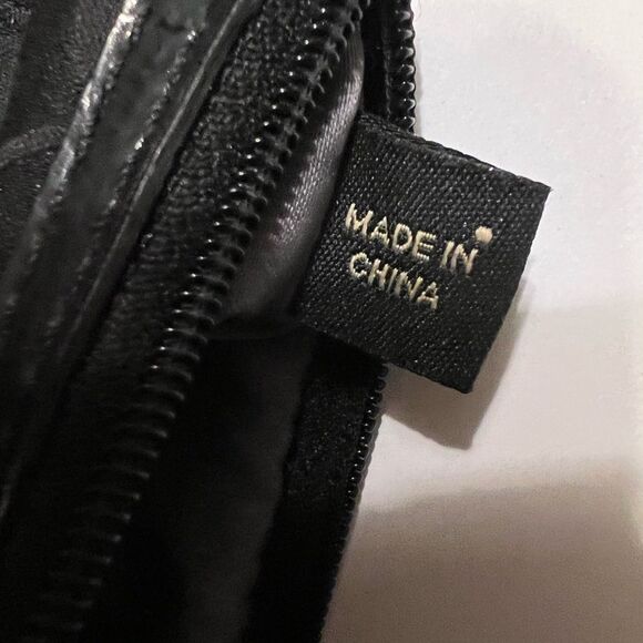 coach signature large flat sequin wristlet bag - Picture 9 of 9